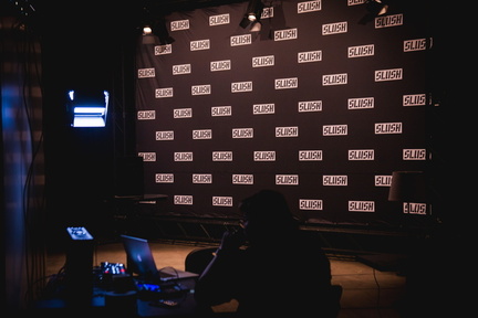 Podcast pods