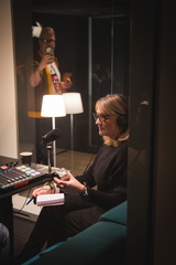 Podcast pods