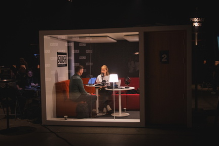 Podcast pods