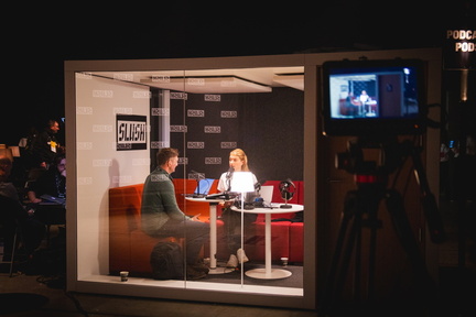 Podcast pods
