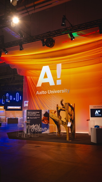 Slush2024_Carlos_Perez_Partner_Booths (37 of 48).jpg