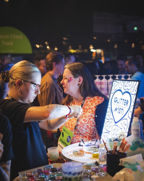 Slush2024_Glitternisti_Viivi_Hamalainen (18 of 35).jpg