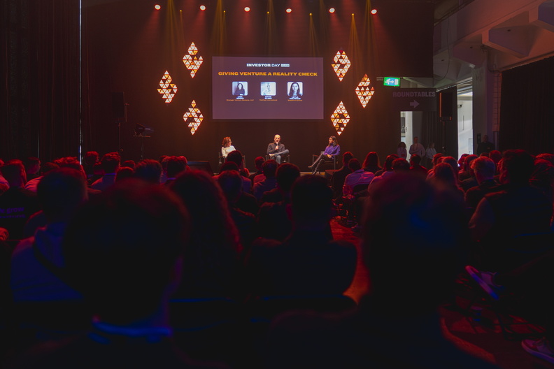 016-investor-day-19112024.jpg