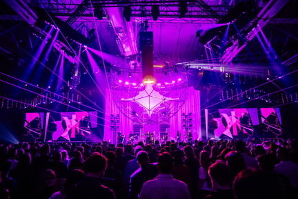 Impact Stage Seben